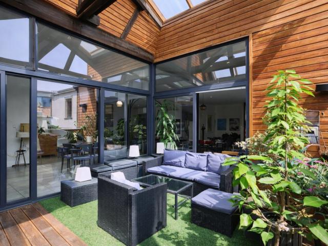 Maison 7 pièces 225 m²