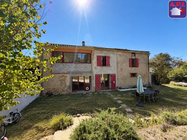 Maison 7 pièces 225 m²