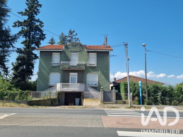 Maison 7 pièces 225 m²