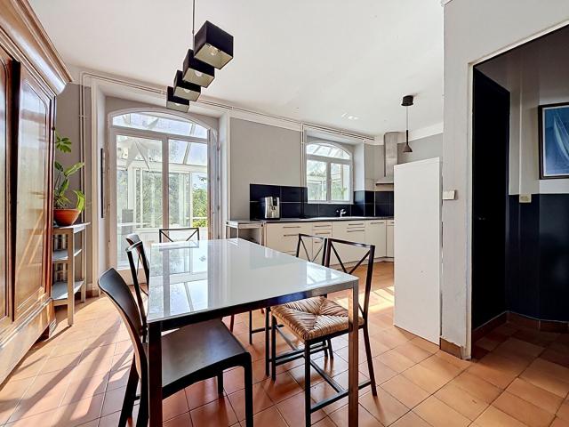 Maison 7 pièces 225 m²