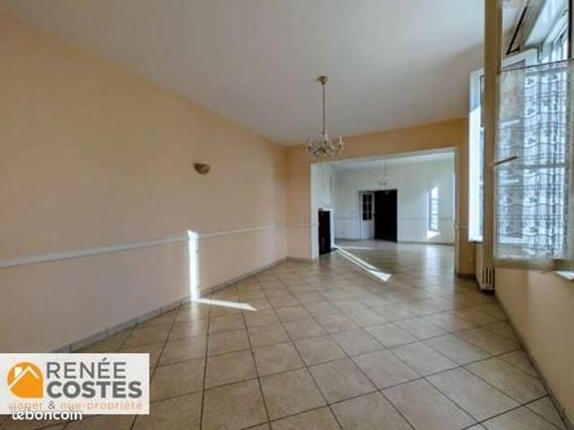 Maison 7 pièces 225 m²