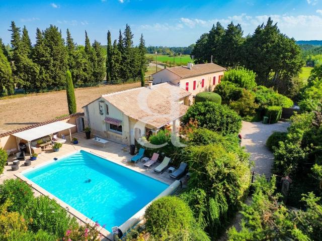 Maison 7 pièces 226 m²