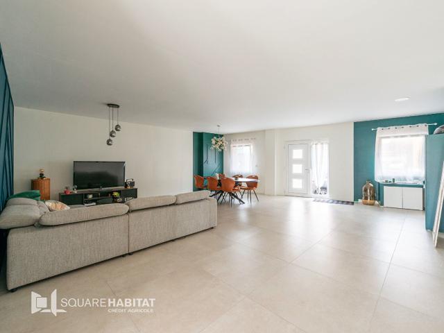 Maison 7 pièces 226 m²