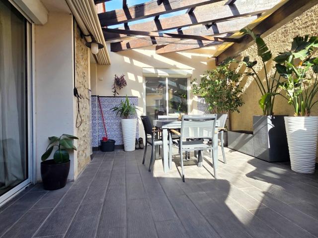 Maison 7 pièces 226 m²