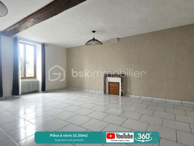 Maison 7 pièces 226 m²