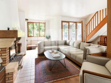 Maison 7 pièces 226 m²