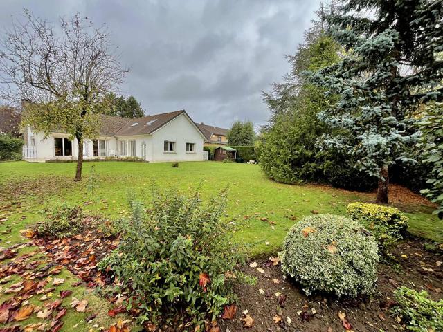 Maison 7 pièces 226 m²