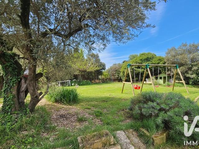 Maison 7 pièces 226 m²