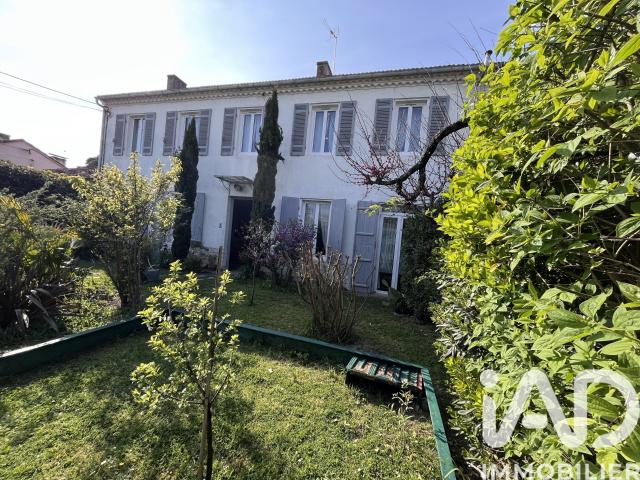 Maison 7 pièces 227 m²