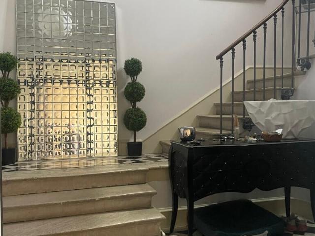 Maison 7 pièces 227 m²