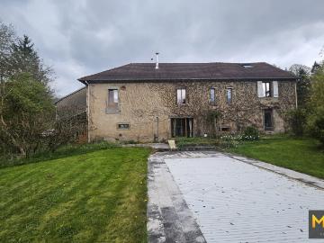 Maison 7 pièces 227 m²