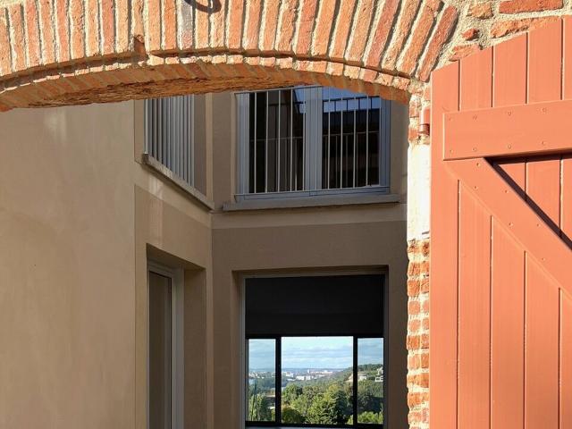 Maison 7 pièces, 227 m² à louer à Vieille Toulouse 31320