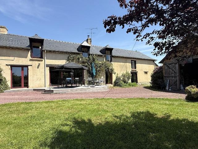 Maison 7 pièces 228 m²
