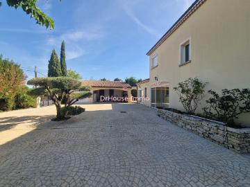 Maison 7 pièces 228 m²