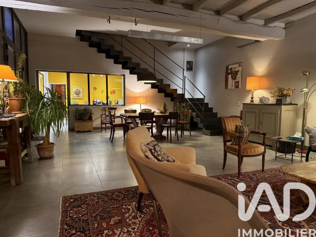 Maison 7 pièces 228 m²