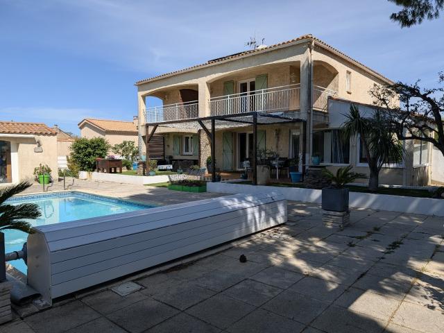 Maison 7 pièces 228 m²