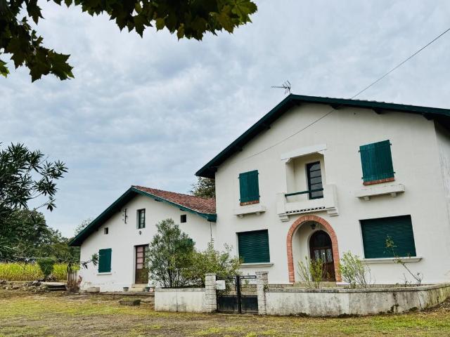 Maison 7 pièces 228 m²