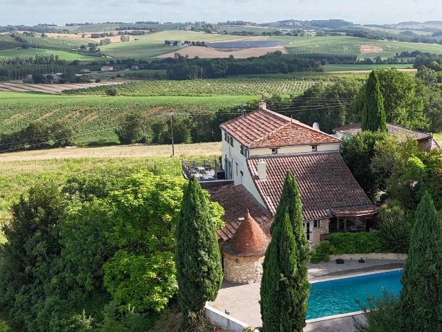 Maison 7 pièces 228 m²