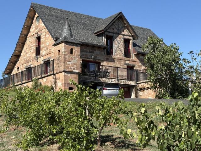 Maison 7 pièces 228 m²
