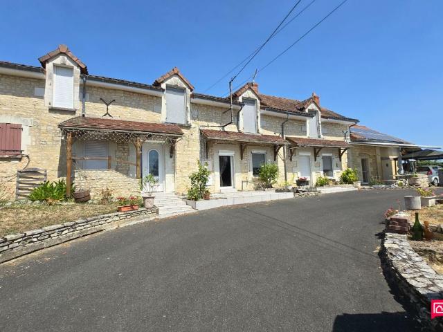 Maison 7 pièces 228 m²