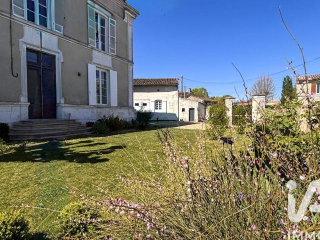 Maison 7 pièces 229 m²