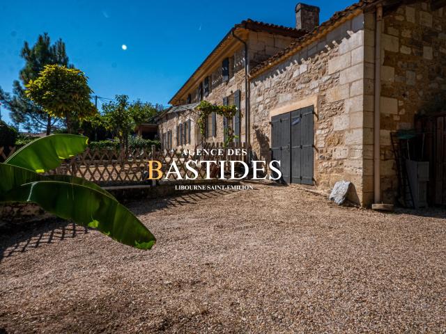 Maison 7 pièces 229 m²
