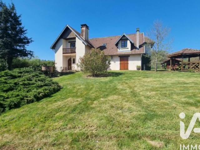 Maison 7 pièces 220 m²