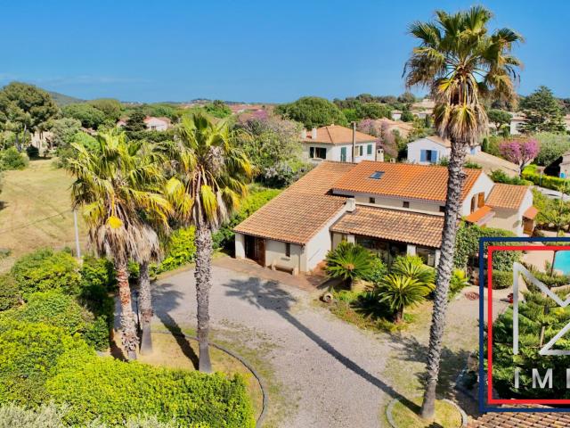 Maison 7 pièces 220 m²