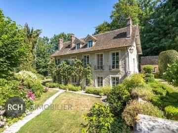 Maison 7 pièces 220 m²