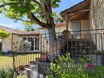 Maison 7 pièces 220 m²