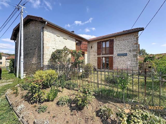 Maison 7 pièces 220 m²