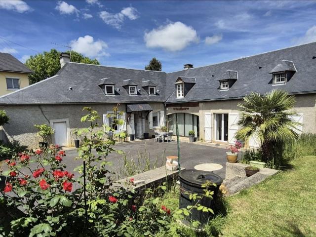 Maison 7 pièces 220 m²