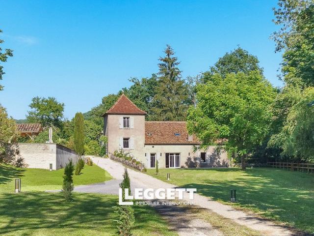 Maison 7 pièces 220 m²