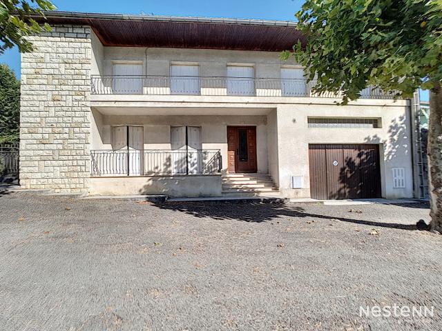 Maison 7 pièces 220 m²