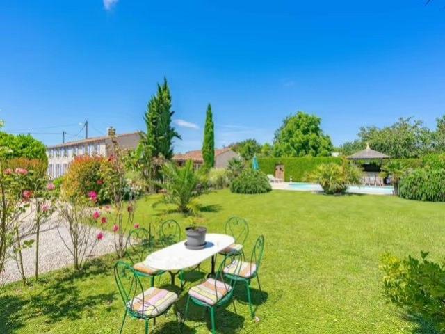 Maison 7 pièces 220 m²