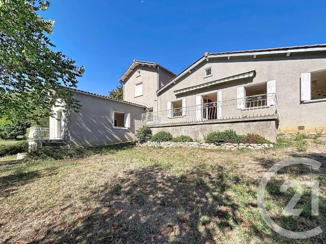 Maison 7 pièces 220 m²