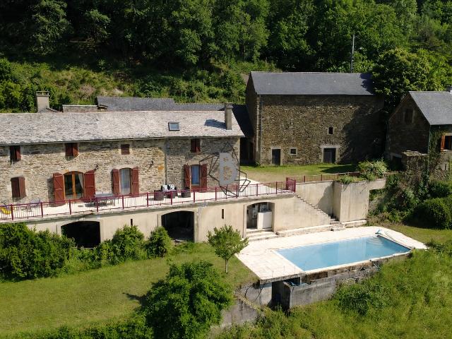 Maison 7 pièces 220 m²
