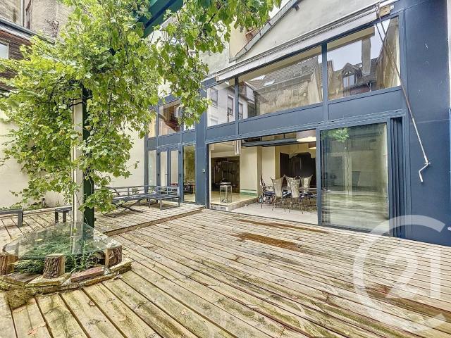 Maison 7 pièces 220 m²