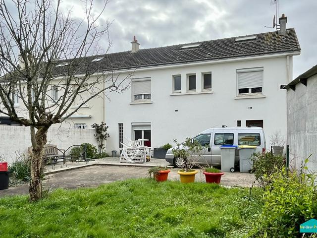 Maison 7 pièces 220 m²