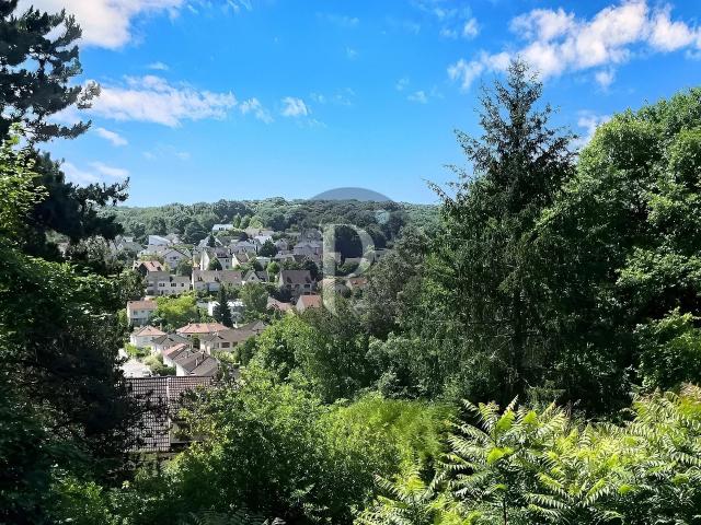 Maison 7 pièces 220 m²