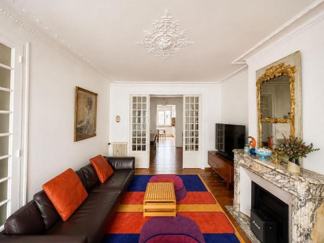 Maison 7 pièces 220 m²