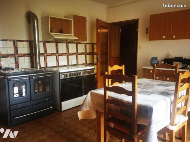 Maison 7 pièces 220 m²
