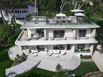 Maison 7 pièces 220 m²
