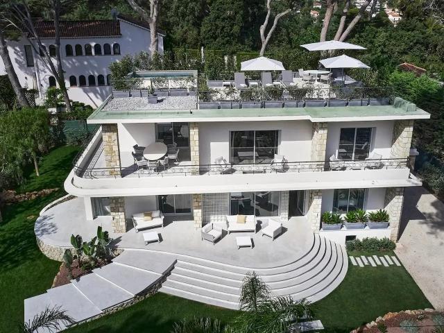 Maison 7 pièces 220 m²