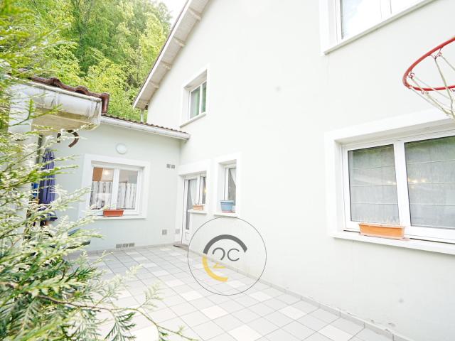 Maison 7 pièces 220 m²