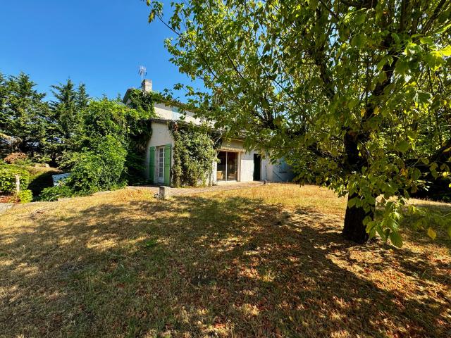Maison 7 pièces 222 m²