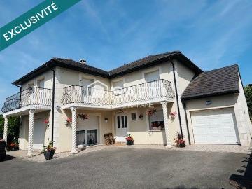 Maison 7 pièces 222 m²