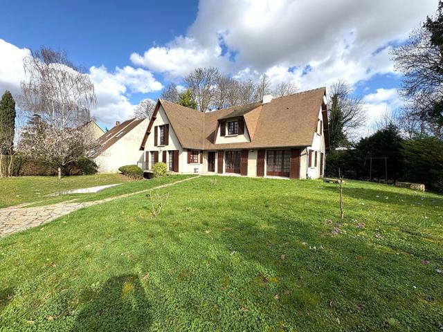 Maison 7 pièces 222 m²