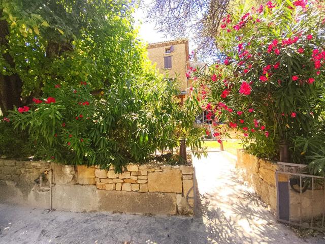 Maison 7 pièces 222 m²