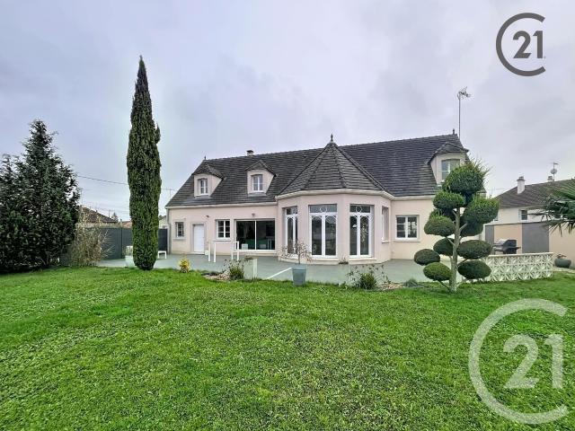 Maison 7 pièces 222 m²